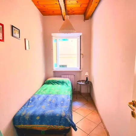 Appartamento Trilo Torre - Caratteristico Trilo Nel Centro Storico Numana