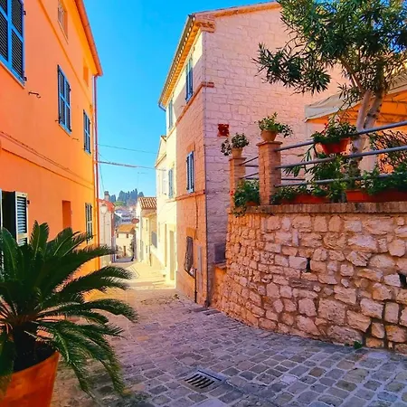 Apartmán Trilo Torre - Caratteristico Trilo Nel Centro Storico *
