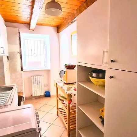 아파트 Trilo Torre - Caratteristico Trilo Nel Centro Storico 누마나